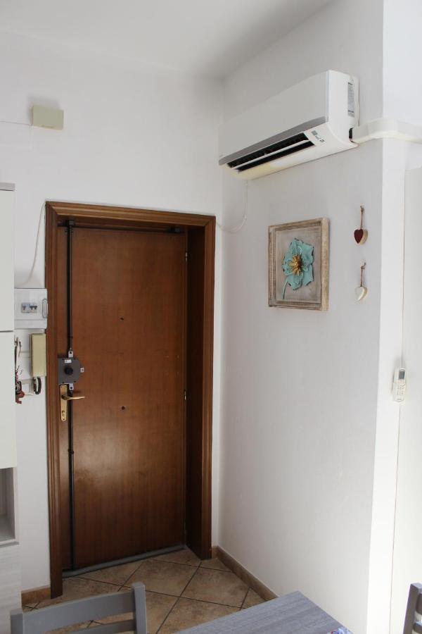 Lovely Sardinia Apartment Porto Torres Exterior photo